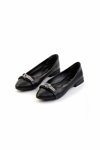 Bambi Women's Black Ballerinas - K 01039102509   Model