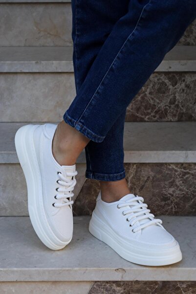 BeBeQ Store Guido White Linen Women's Sneakers