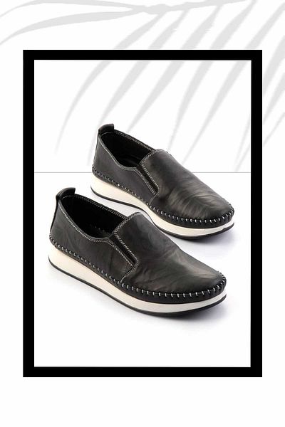 Bambi Schwarze Damen-Freizeitschuhe aus echtem Leder K 01908222203