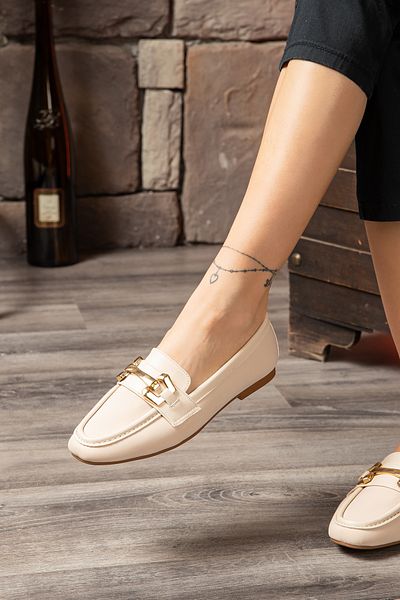 Deery Beige Women's Buckle Loafers