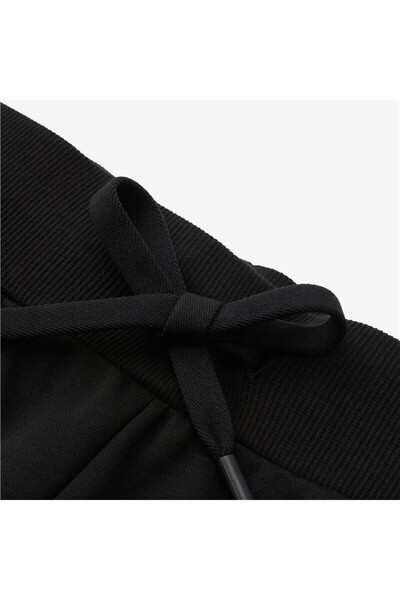 Giordano Men's Embroidery Shorts