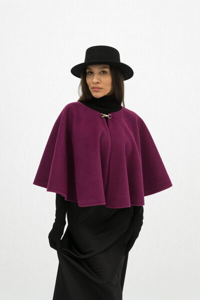 Gorgeaux Elegant Fuchsia Cape Teodora - ONE SIZE