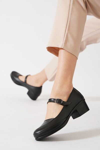 Moda Pie Ormal Baret Atkılı Kadın Hakiki Deri Ayakkabı Siyah Cilt