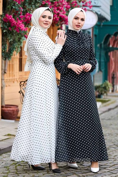 Neva Style Polka Dot Black Hijab Dress 27909S
