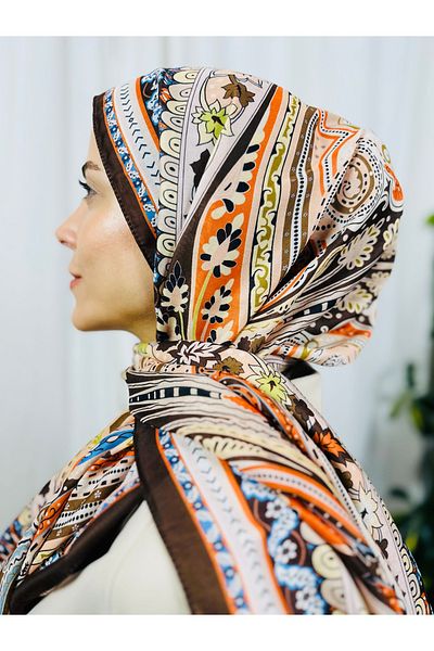 kubbe Premium Round Retro Pattern Soft Cotton Shawl - Capture a Stylish Style with Its Ethnic Pattern