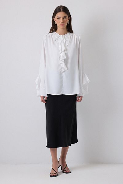 Touché Privé Chiffon Bluz with Ruffle Detail