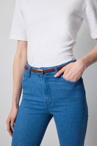 Touché Privé Thin Belt with Oval Buckle
