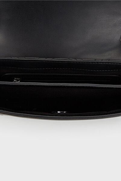 Love Moschino Geantă cu logo cu curea cu lanț matlasată - JC4014PP0ILA000A