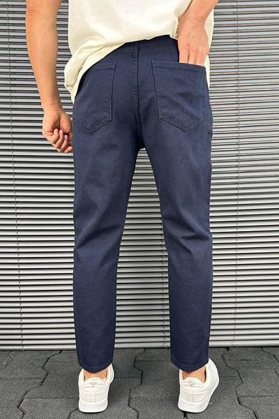 Trendyol Collection Marineblaue Boyfriend-Hose aus 100 % bequemer Gabardine-Baumwolle TMNSS25PL00042