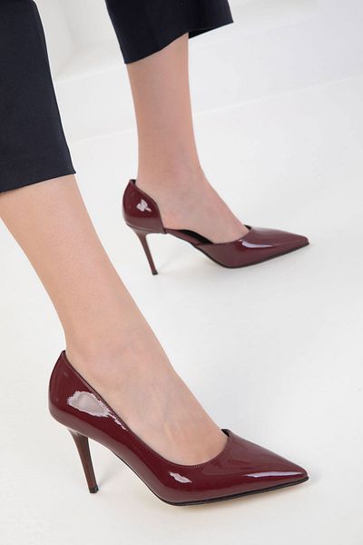 SOHO 20484 Klasické dámské boty na podpatku z lakované kůže Claret Red