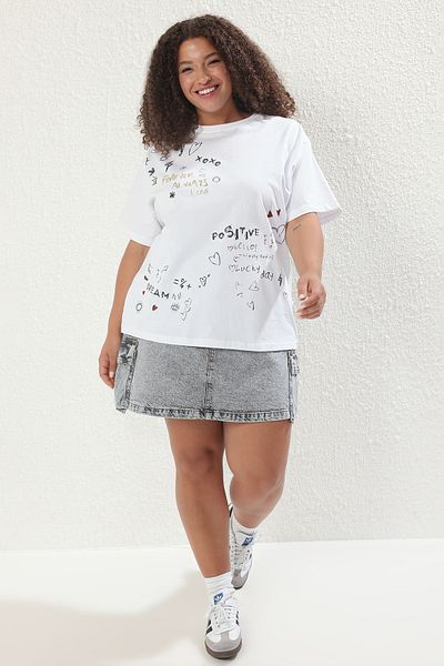 Trendyol Curve White Printed Oversize Fit Large Size T-Shirt Tbbss25Bf00072