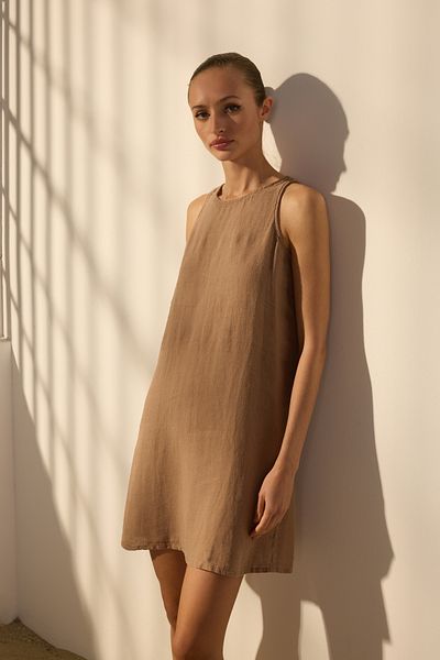 Trendyol Collection Norkové 100% lněné základní minišaty TWOSS25EL00610