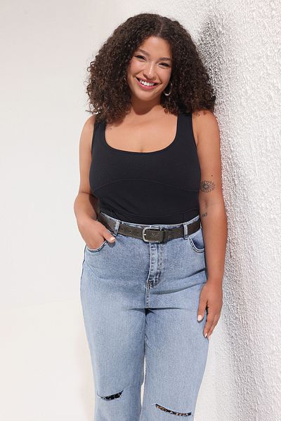 Trendyol Curve Black Stitching Detailed Body Fitted Knitted Large Size Undershirt Tbbss25Cv00015