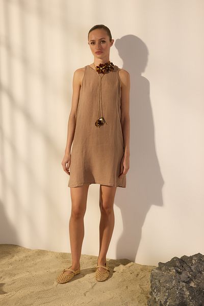 Trendyol Collection Norkové 100% lněné základní minišaty TWOSS25EL00610