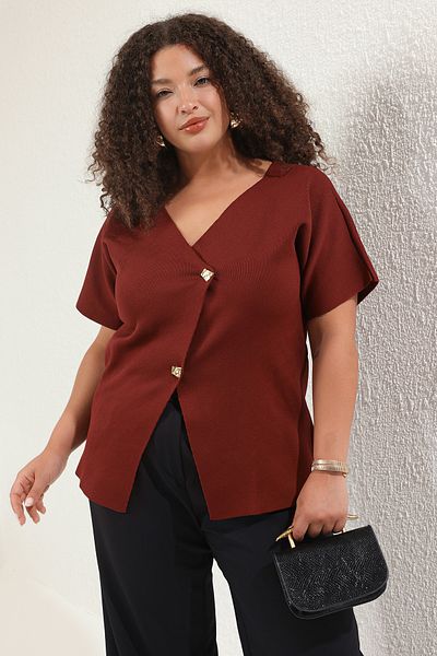 Trendyol Curve Burgundy Button Asymmetrical Closure Knitwear Blouse Tbbss25Af00071
