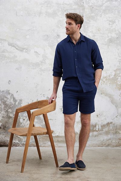 Trendyol Collection Navy Blue Regular Fit Muslin Fabric Linen Look 100% Cotton Shorts Tmnss25Sr00059
