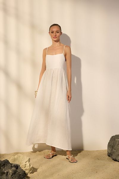 Trendyol Collection Weißes Maxikleid aus 100 % Leinen TWOSS25EL00643