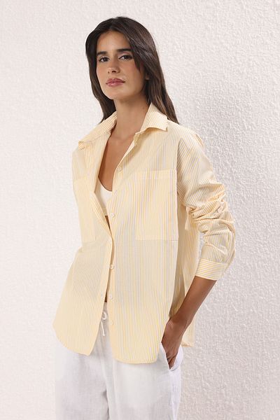 Trendyol Collection Gelb gestreiftes, übergroßes, gewebtes Hemd mit weiter Passform TWOAW23GO00359