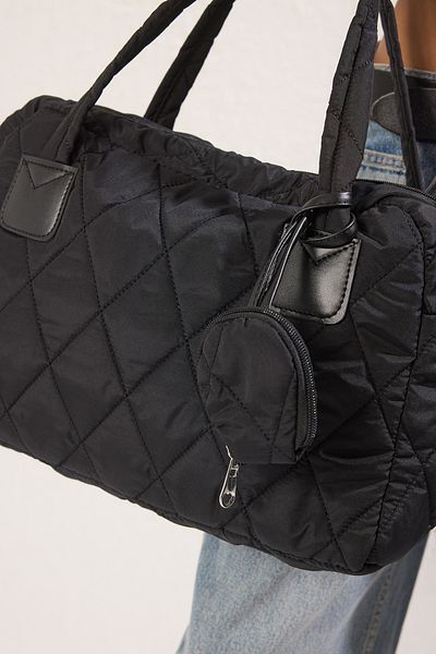 TRENDYOL SHOES Schwarze gesteppte Puff-Damenhand- und Umhängetasche mit großem Portemonnaie TAKSS25OC00043
