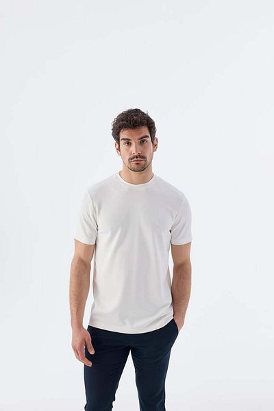 Jakamen Λευκό T-shirt Slim Fit Με Κοντό Μανίκι
