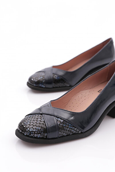 DGN Kadın Topuklu Ayakkabı Hakiki Deri Laci Rugan Yılan 2321453