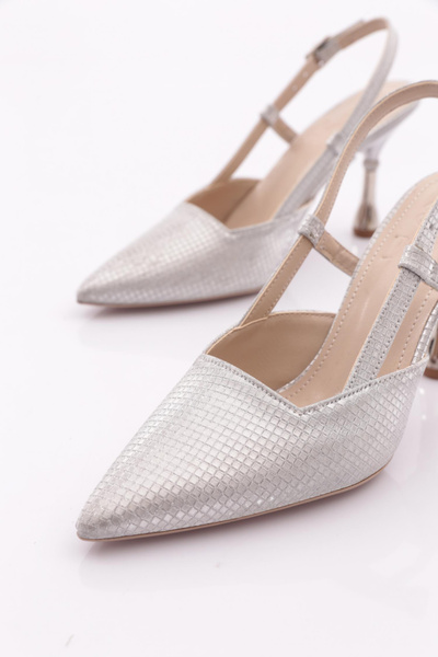 DGN Kadın Sivri Burun Topuklu Ayakkabı Gümüş 61323534