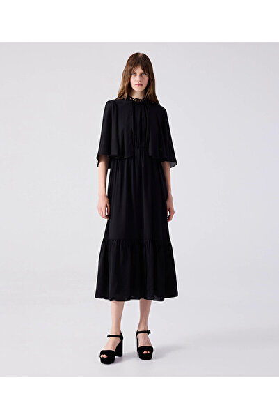 Machka Nakışlı ve büzgülü elbise