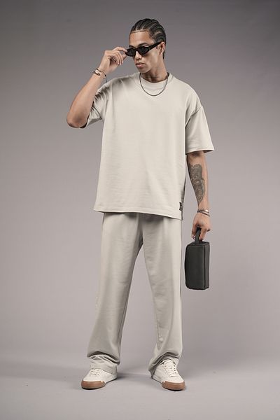 Butik Trendy Crew Neck T-Shirt & Oversize Karakiterli Bottom Top Set