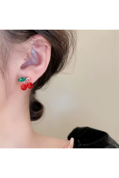 YENGEÇ Cherry Earrings