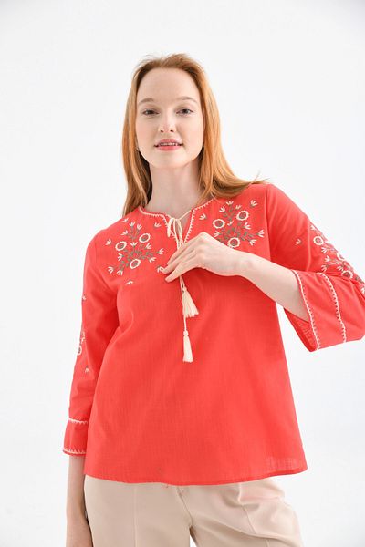 Park Karon Ethnic Κέντημα Λεπτομερής Γυναικεία Μπλούζα Crew Neck