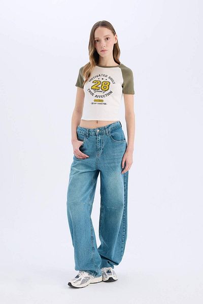 DeFacto Coool Fitted Crew Neck Printed Ribbed Camisole Short Sleeve T-Shirt E0678Ax25Sm
