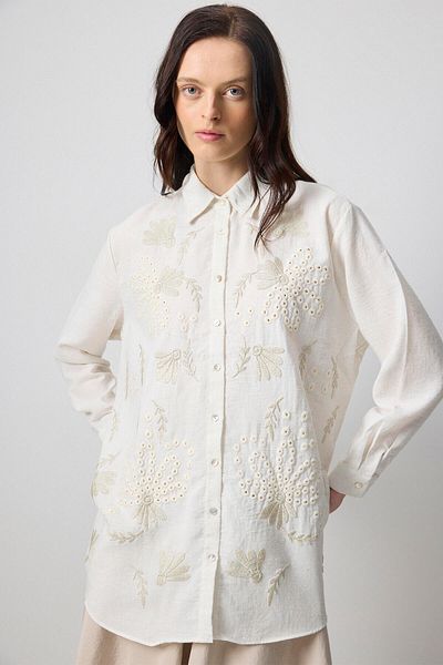 Touché Privé Cămașă cu detaliu broderie în față