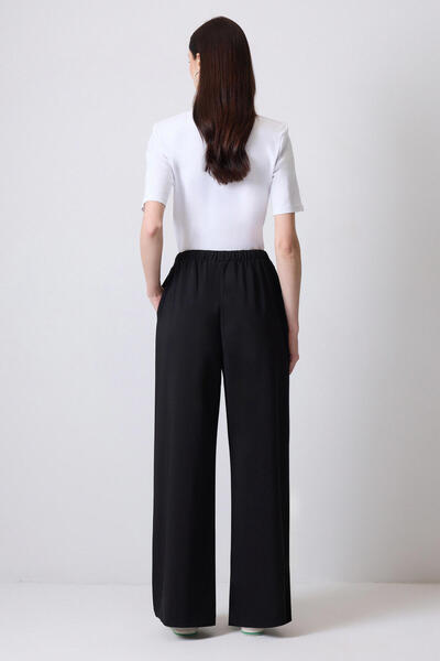 Touché Privé Ribbed Pants with Elastic Waist