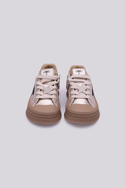 Tyess Girl's Silver Shoes
