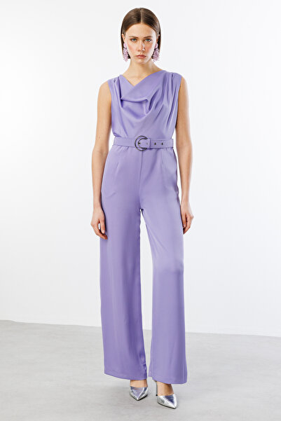 Mi Pret a Porter بذلة من الساتان بياقة متدلية وحزام