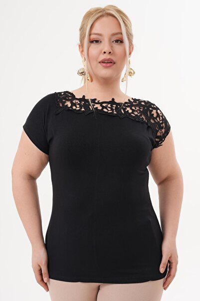 Siyezen Large Size Blouse with Lace Detail on the Shoulder