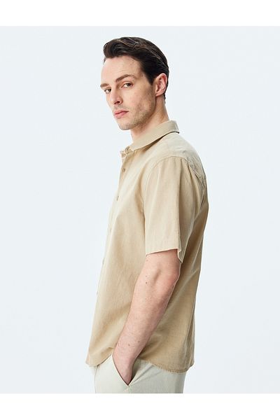 Koton Short sleeve cotton regular fit classic shirt.