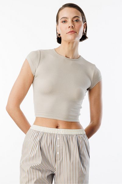 GENIUS STORE تي شيرت نسائي قصير الأكمام CROP-T-SHIRT