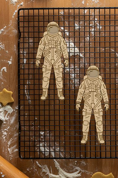 oalpo Astronaut Cookie Mold, Dough Shaper, Biscuit Mold, Easy Cutting Tip