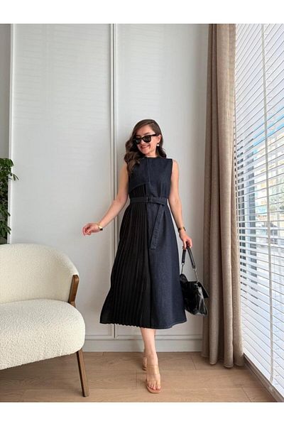 leyla sanat sanata yeni bir bakış açısı Leyla Sanat Sanata a New Perspective Blue Pleat Garnish Denim Dress