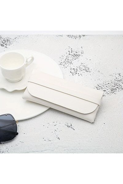 YIWU Stylish Faux Leather Glasses Storage Case White