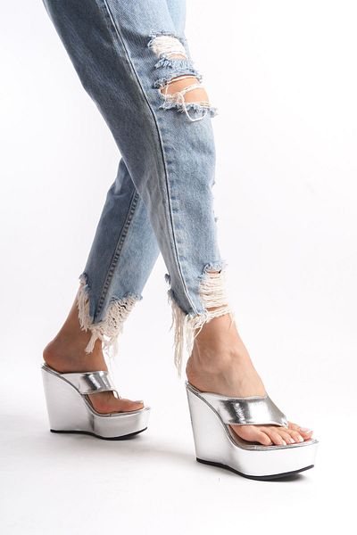 owwox club Ophelia; Silver, 12 cm Wedge Heeled Flip Flops