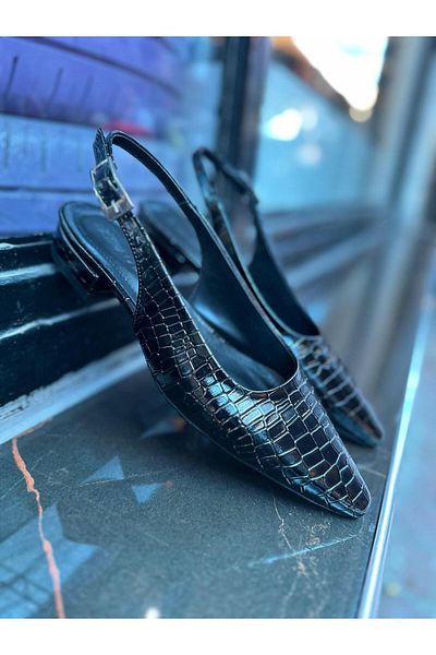 Pine Cone Women's Ballets