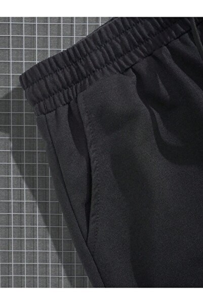 PENTHİLUS Men's 2-Piece Set, T-Shirt and Shorts, Round Neck, Simple and Fashionable, Card Game Print