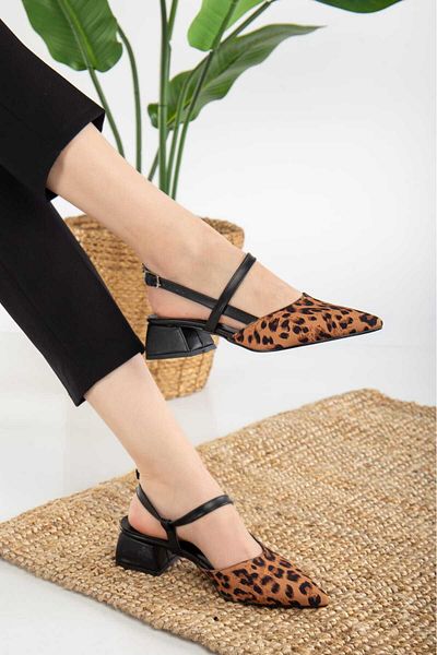 Elegant steps Open Back Leopard Patterned Pointed Toe Short Heel Daily Ballerina Women's Heeled Shoes