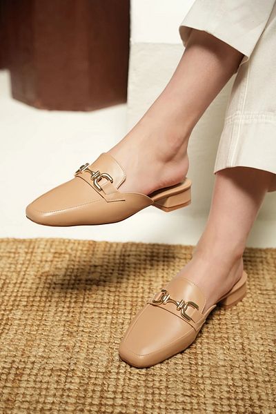 LamintaGlobal Sangi Nude Buckle Detailed Women's Slippers