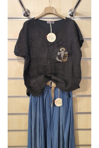 Park Moda Льняна блузка з однією кишенею та дрібним візерунком