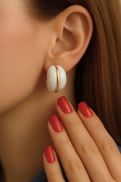 Sacce Scarves&Accessories Pearl Color Enamel Curved Earrings with Gold Detailing, Eye-Catching and Modern Design
