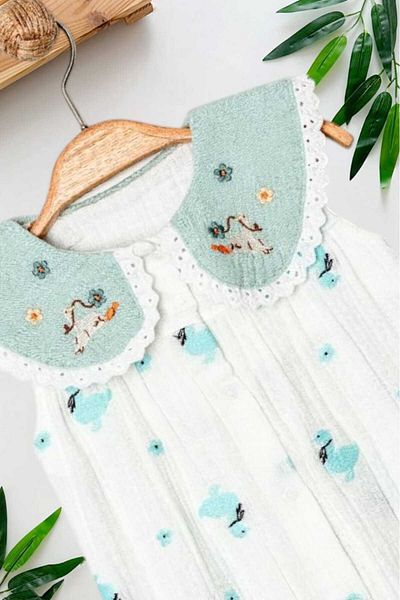 dinamik çocuk Baby Girl Duck Patterned Mulishin White Jumpsuit 0-12 Months