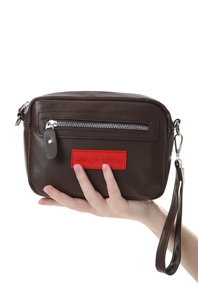 Baghashtag Σκούρο καφέ Μικροσκοπική Unisex Δερμάτινη τσάντα 3 θέσεων